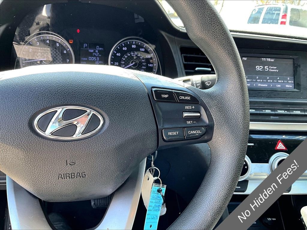 Used 2019 Hyundai Elantra SE w/ Cargo Package FWD image 17