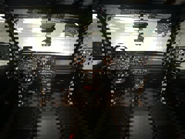 Used 2022 Jeep Gladiator Mojave w/ Cold Weather Group AWD/4WD image 20