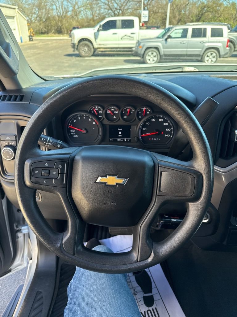 Used 2022 Chevrolet Silverado 1500 Custom image 10