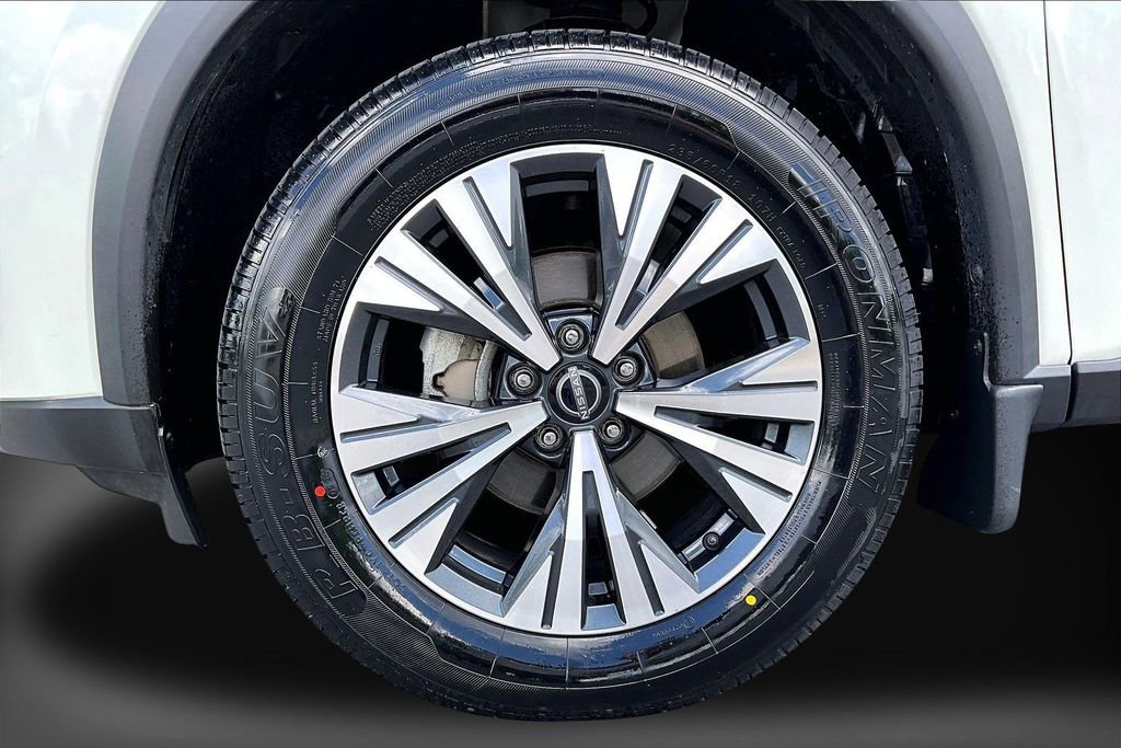Used 2023 Nissan Rogue SV w/ SV Premium B Package AWD/4WD image 33
