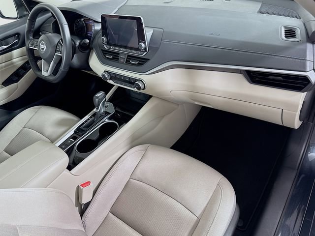 Certified 2022 Nissan Altima 2.5 SV w/ SV Premium Package image 29