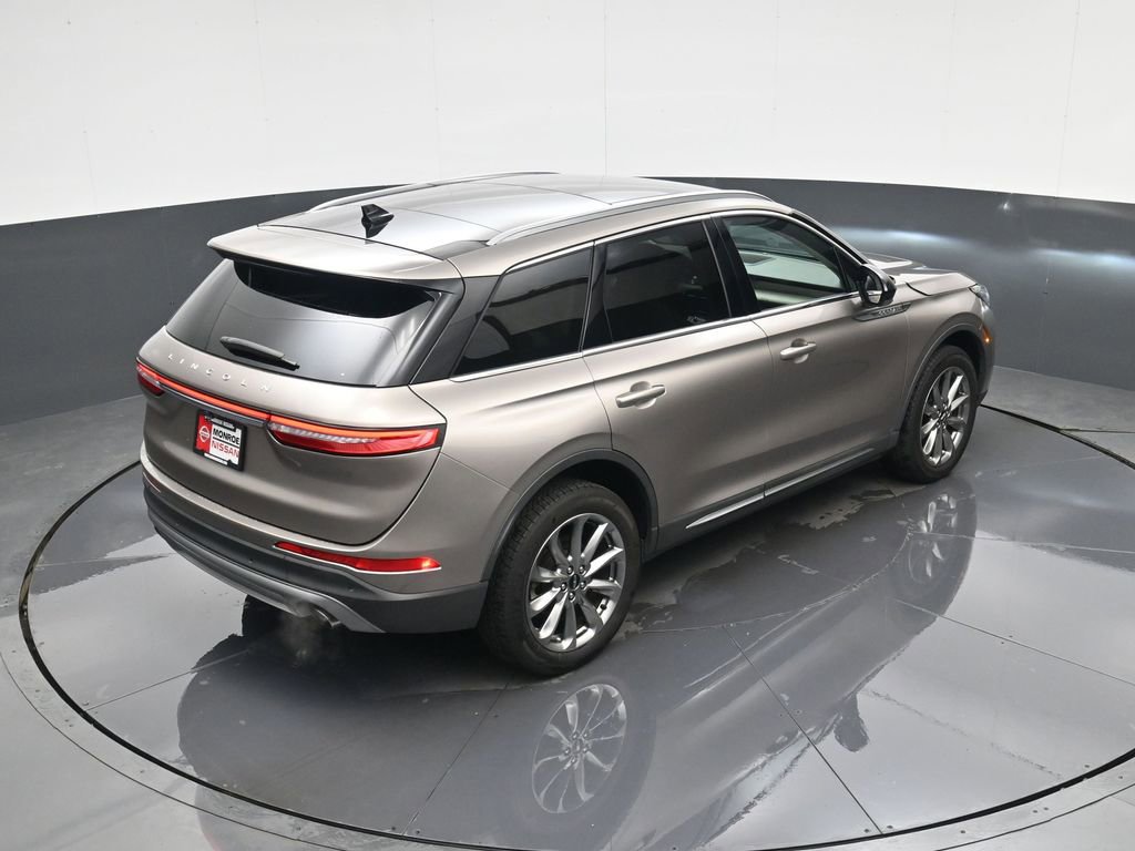 Used 2021 Lincoln Corsair FWD w/ Premium Package image 32