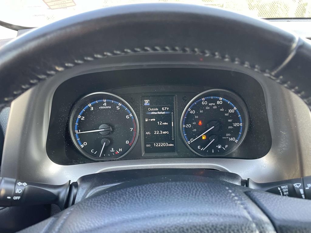 Used 2017 Toyota RAV4 XLE image 36