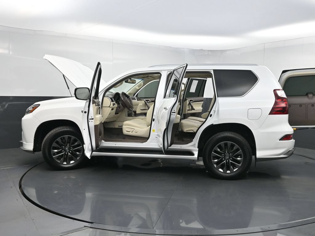 Used 2019 Lexus GX 460 Luxury AWD/4WD image 40