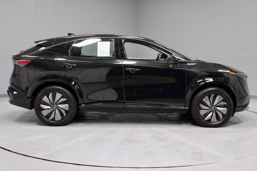 Certified 2023 Nissan Ariya AWD image 12