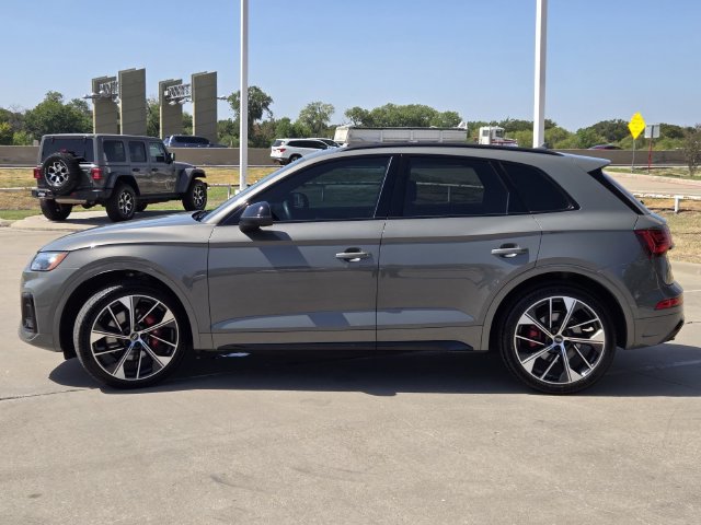 Used 2024 Audi SQ5 Premium Plus AWD/4WD image 3