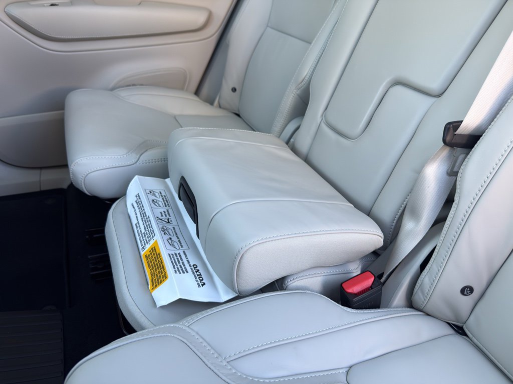 New 2026 Volvo XC90 T8 Ultra w/ Protection Package Premier image 30