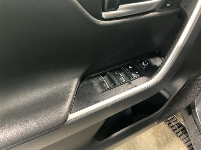 Used 2024 Toyota RAV4 XSE w/ Advanced Technology Package AWD/4WD image 17