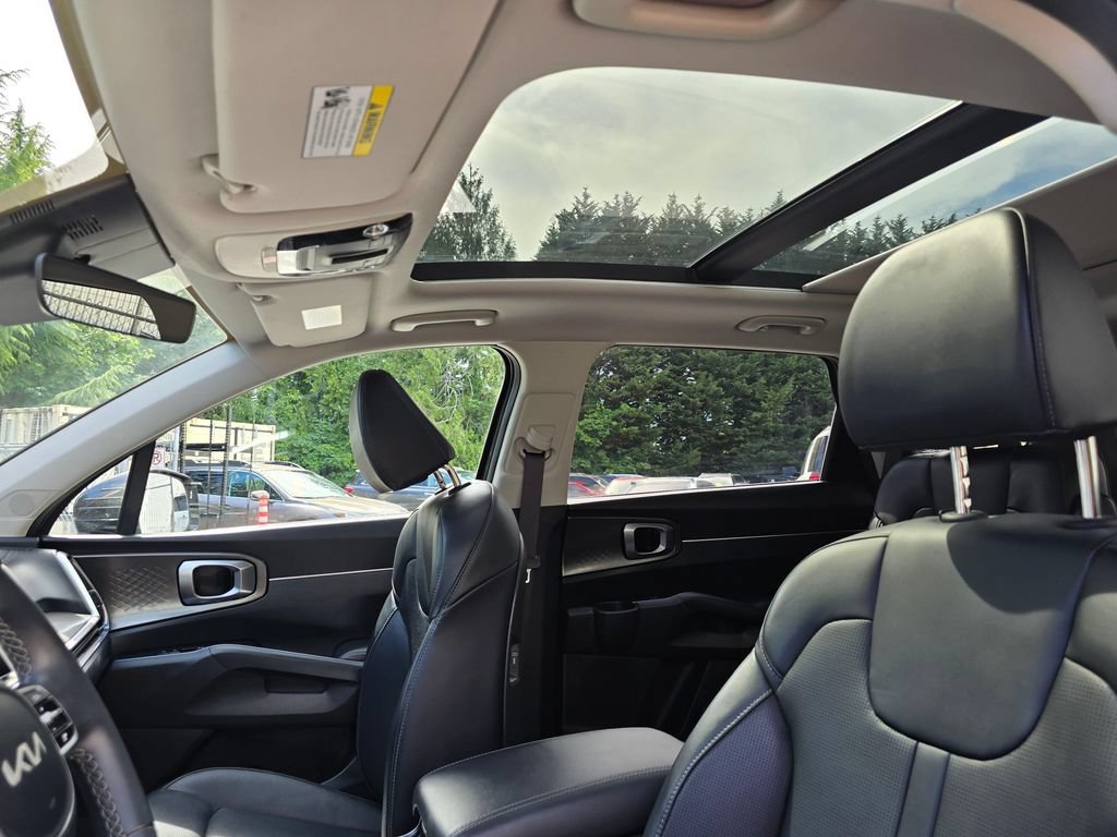 Used 2025 Kia Sorento EX w/ EX Panoramic Sunroof Package AWD/4WD image 14