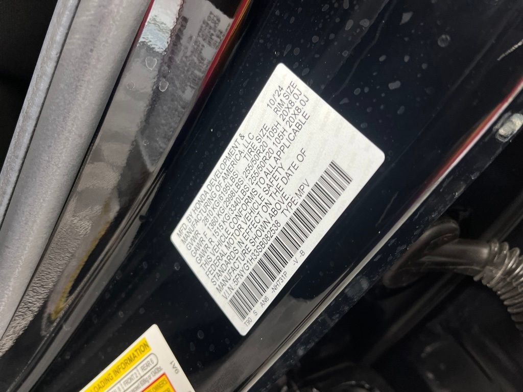 Certified 2025 Honda Pilot Sport image 21