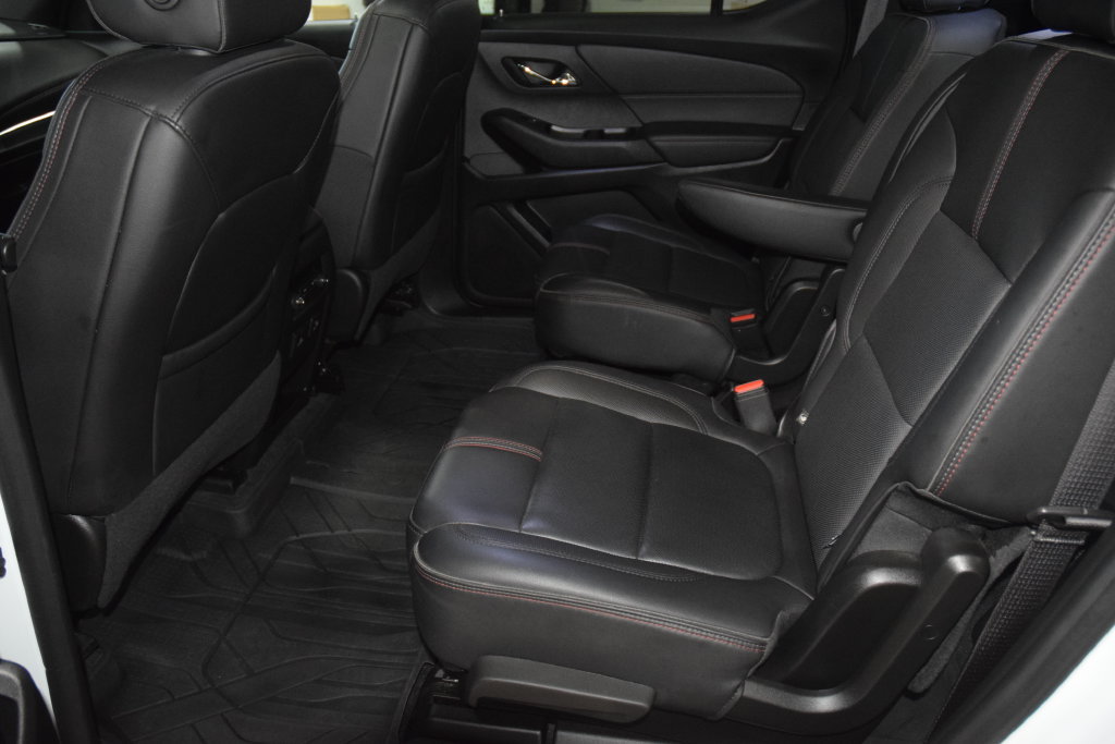 Used 2023 Chevrolet Traverse RS w/ LPO, Floor Liner Package AWD/4WD image 47