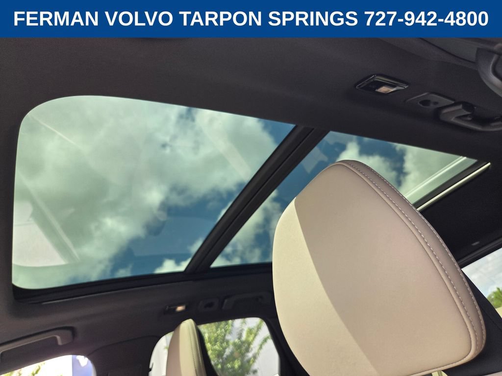 New 2026 Volvo XC60 B5 Plus w/ Protection Package Premier AWD/4WD image 22