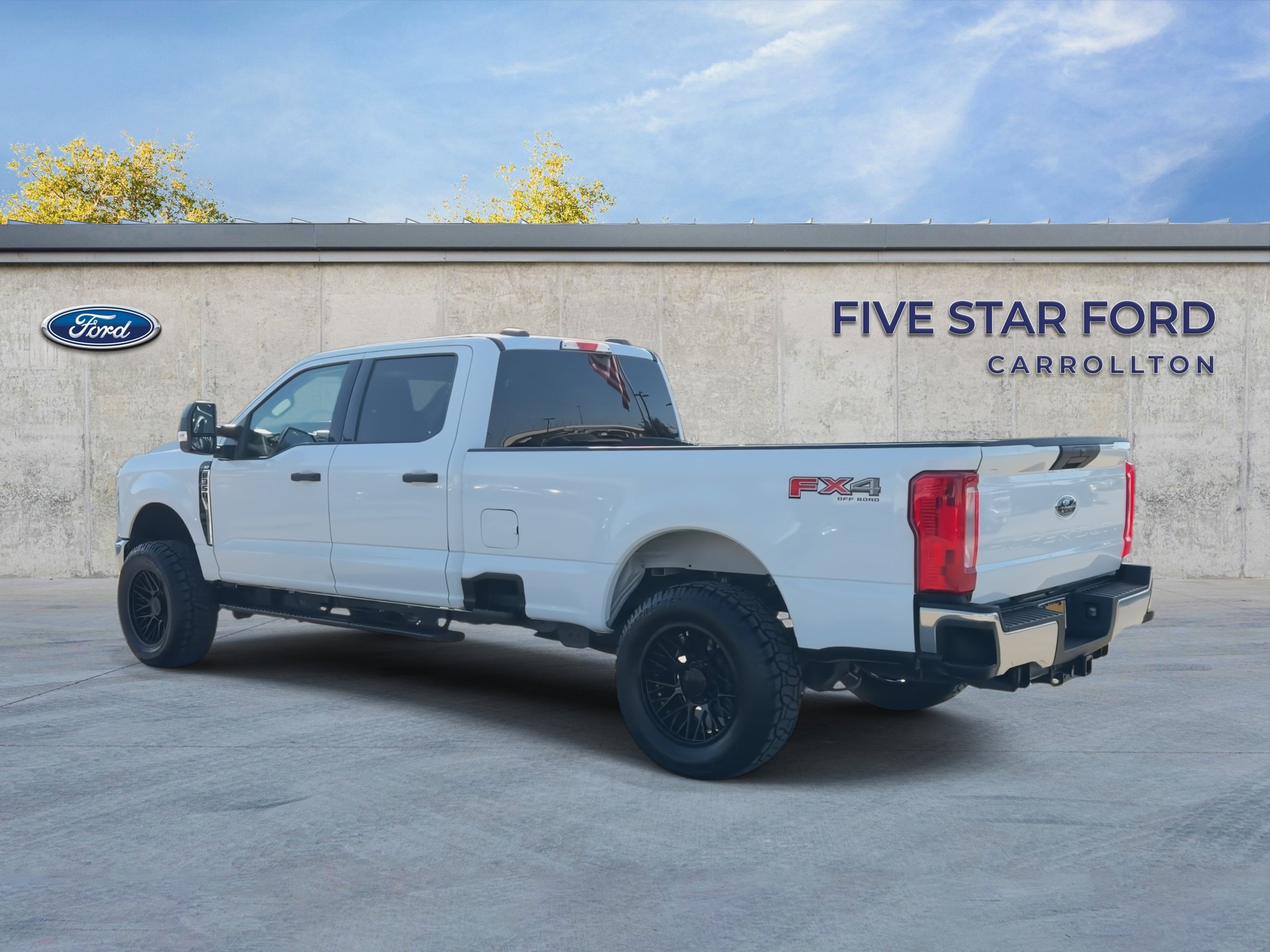 Used 2025 Ford F350 XLT AWD/4WD image 6