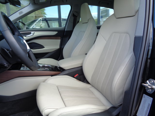 Used 2026 Audi A6 Premium Plus AWD/4WD image 2