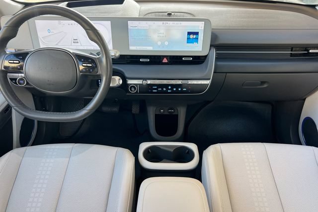 Certified 2024 Hyundai Ioniq 5 Limited RWD image 17