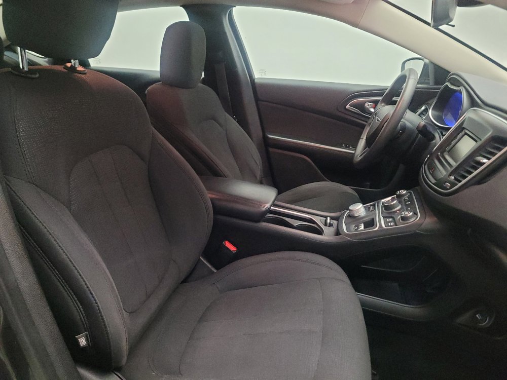 Used 2015 Chrysler 200 Limited FWD image 21