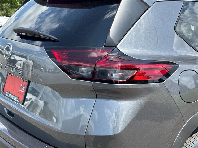 New 2026 Nissan Rogue S image 12