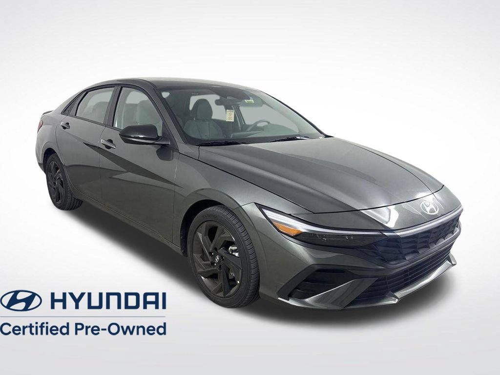 Used 2026 Hyundai Elantra Sport FWD image 1