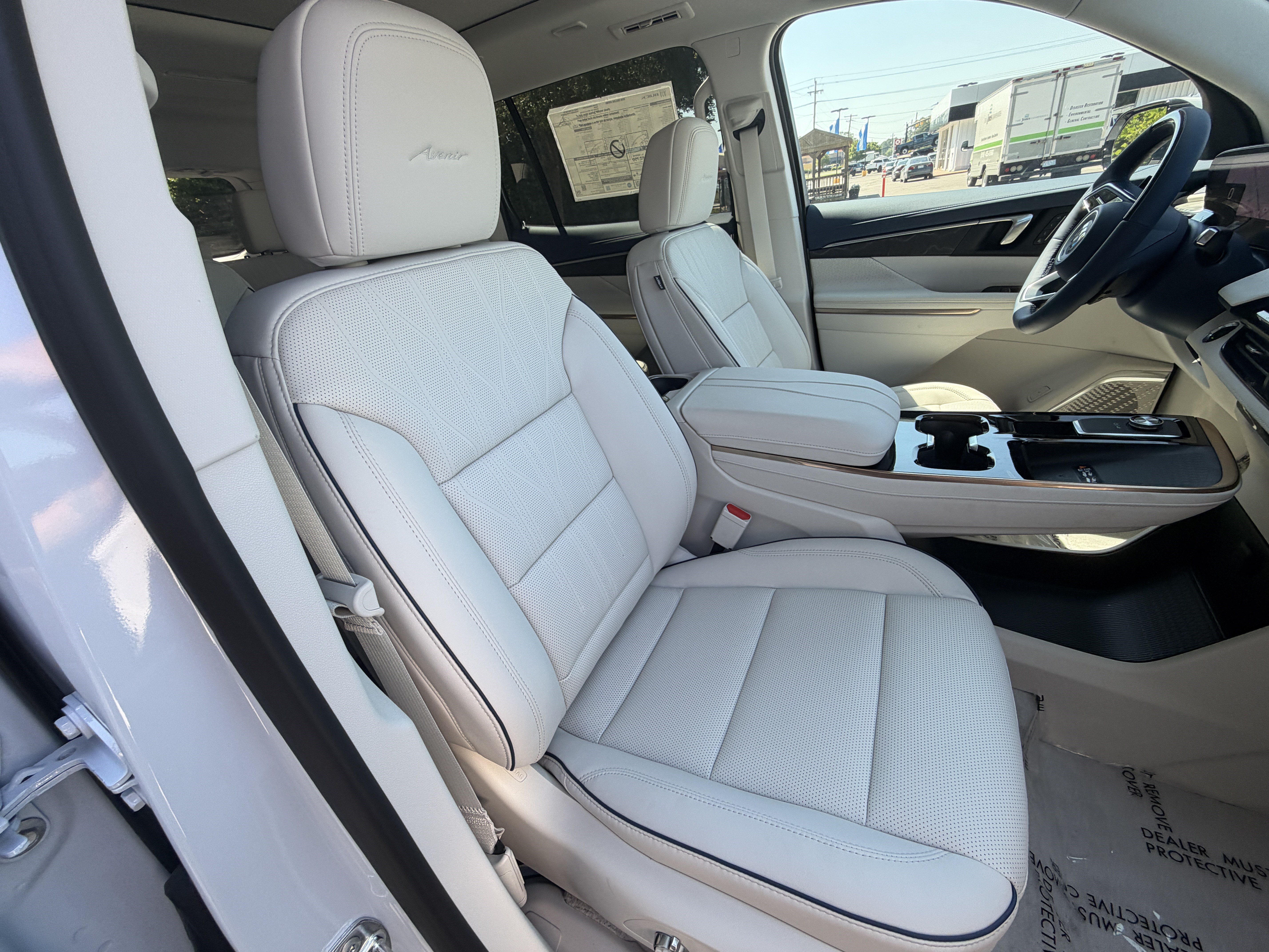 New 2026 Buick Enclave Avenir w/ Super Cruise Package FWD image 21