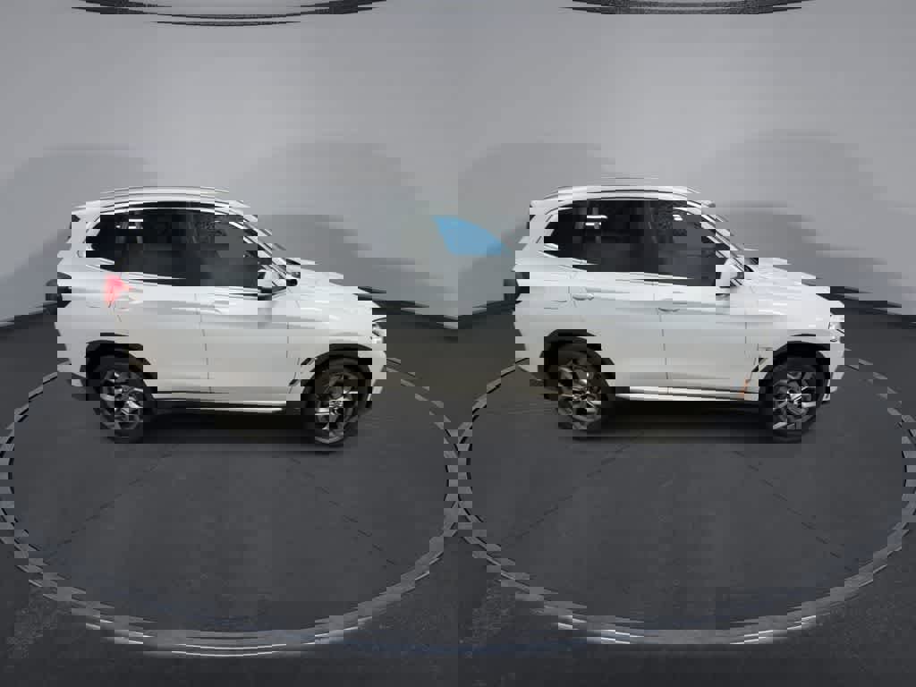 Used 2022 BMW X3 xDrive30i w/ Premium Package 2 image 8
