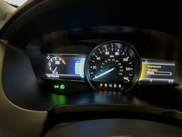 Used 2019 Ford Explorer XLT w/ Equipment Group 202A AWD/4WD image 14