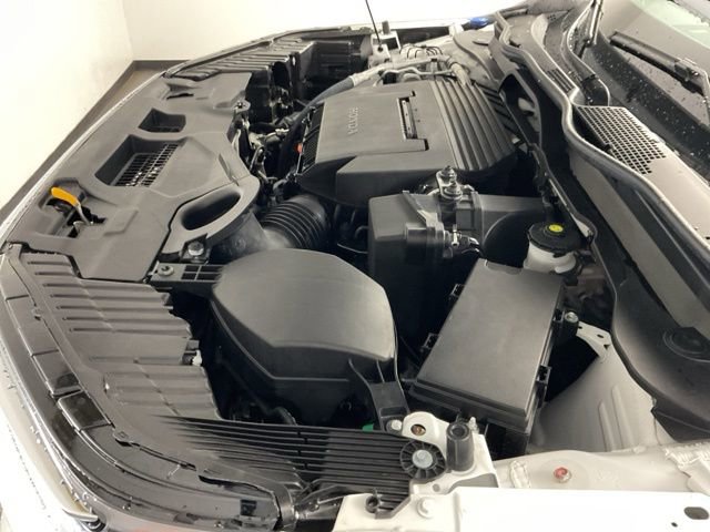 Used 2025 Honda Pilot Touring image 21