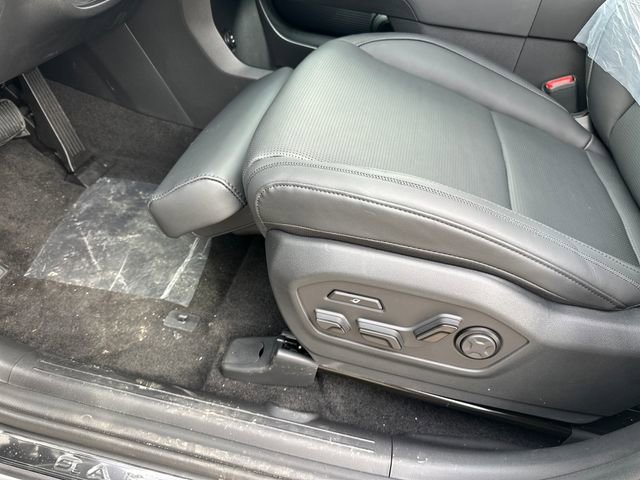 New 2026 Hyundai Santa Fe Calligraphy w/ Tow & Go Package AWD/4WD image 10