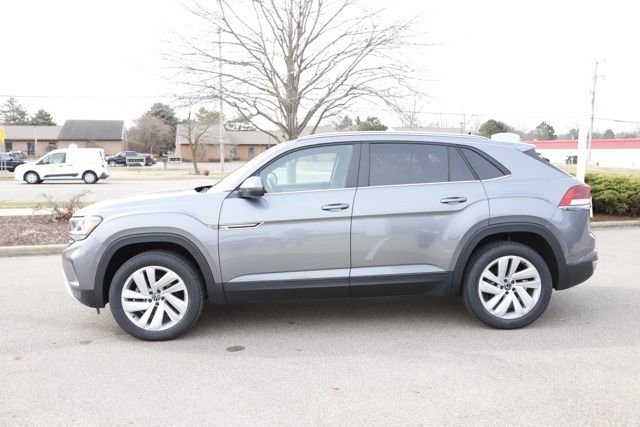Used 2022 Volkswagen Atlas Cross Sport SE image 11