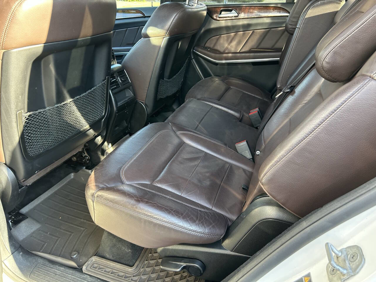 Used 2014 Mercedes-Benz GL 450 4MATIC w/ Appearance Package image 3