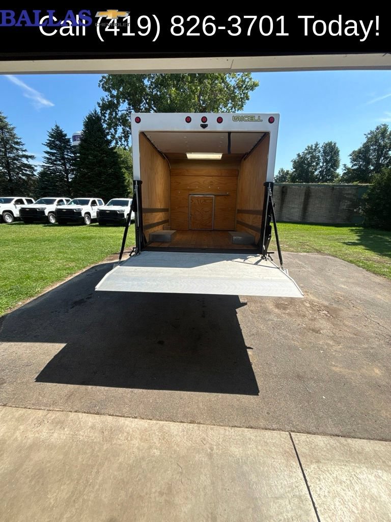 Used 2021 Chevrolet Express 3500 w/ Power Convenience Package RWD image 29