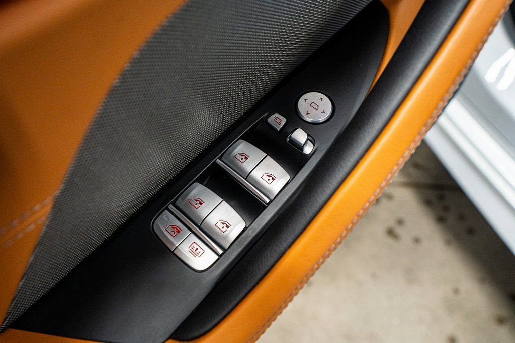 Used 2025 BMW 840i image 33