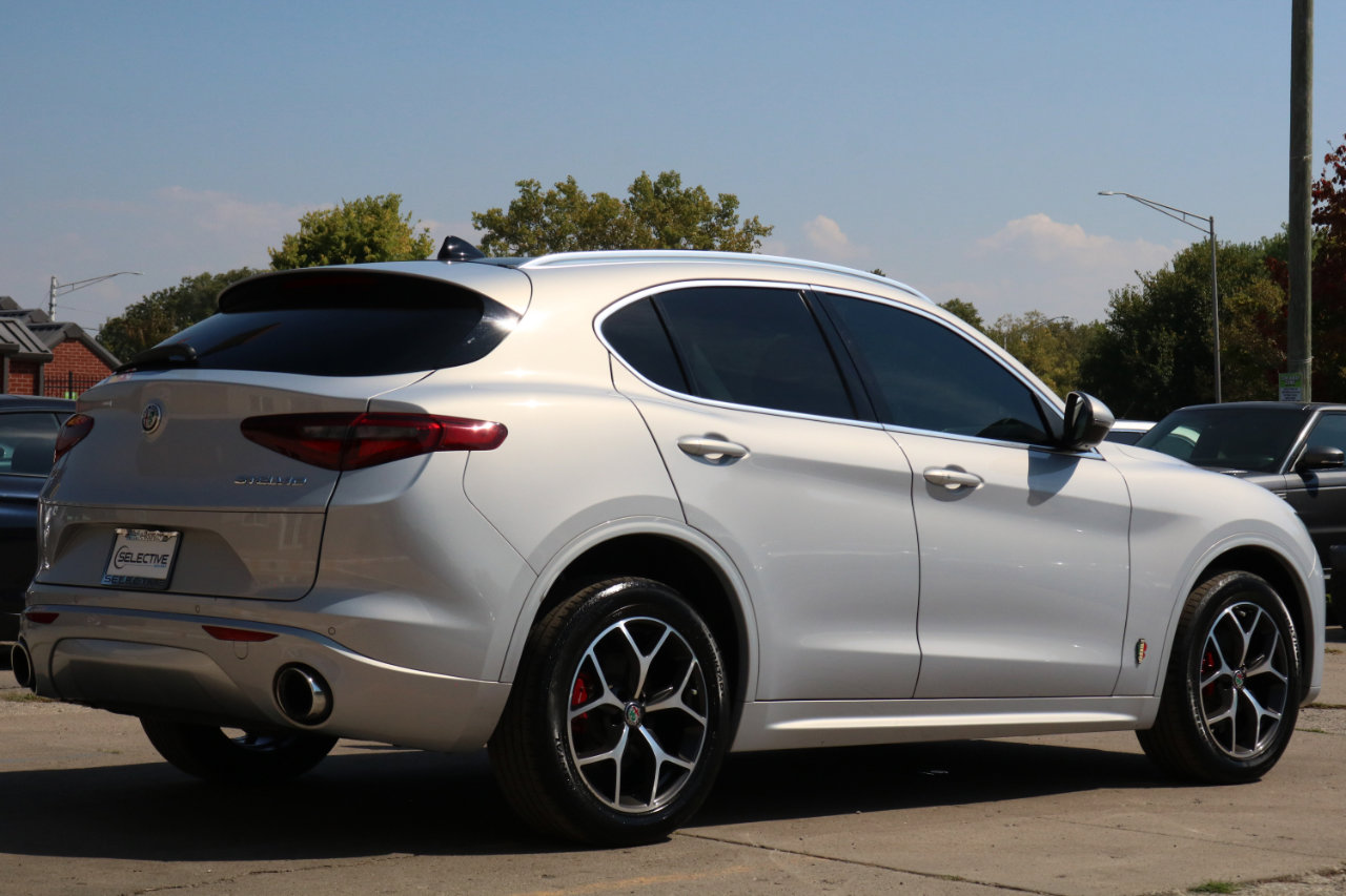 Used 2020 Alfa Romeo Stelvio Ti w/ Active Blind Spot Package image 10