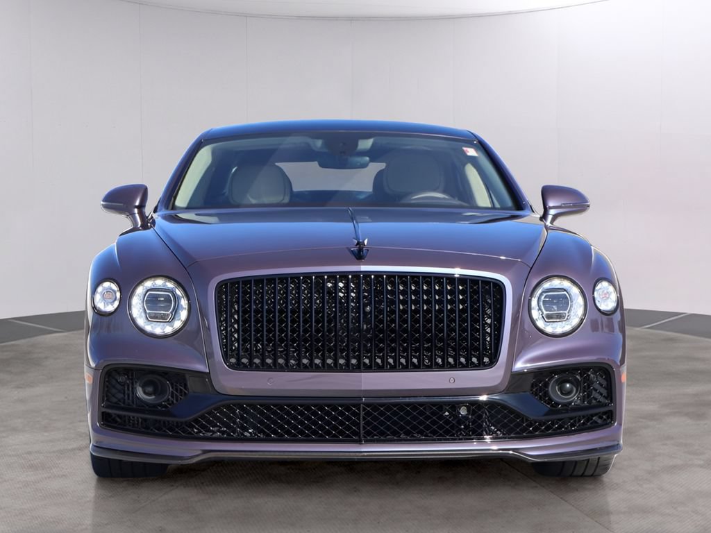 Used 2023 Bentley Flying Spur Azure AWD/4WD image 2