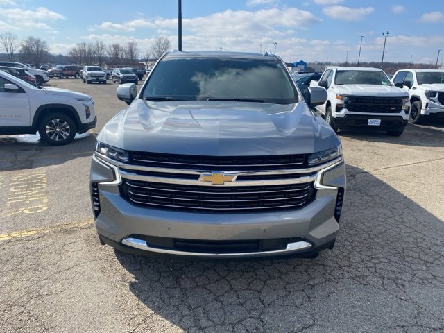 Used 2023 Chevrolet Suburban LT image 9