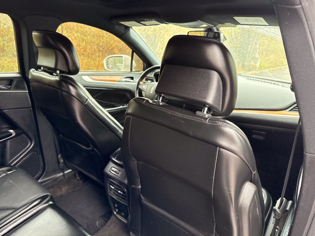 Used 2019 Lincoln MKC Reserve AWD/4WD image 25