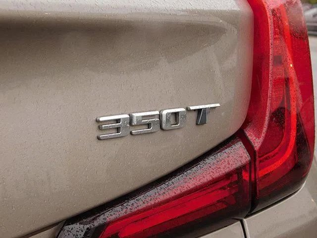 Used 2023 Cadillac XT4 Premium Luxury image 6