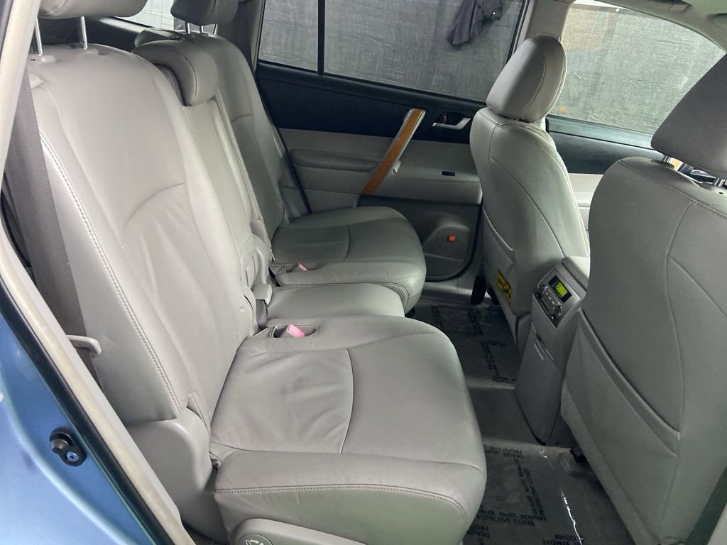 Used 2008 Toyota Highlander Limited AWD/4WD image 40