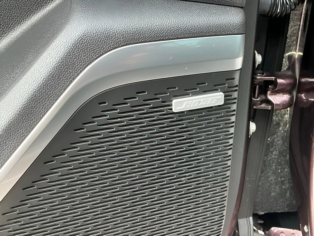 Used 2025 GMC Acadia Elevation FWD image 39