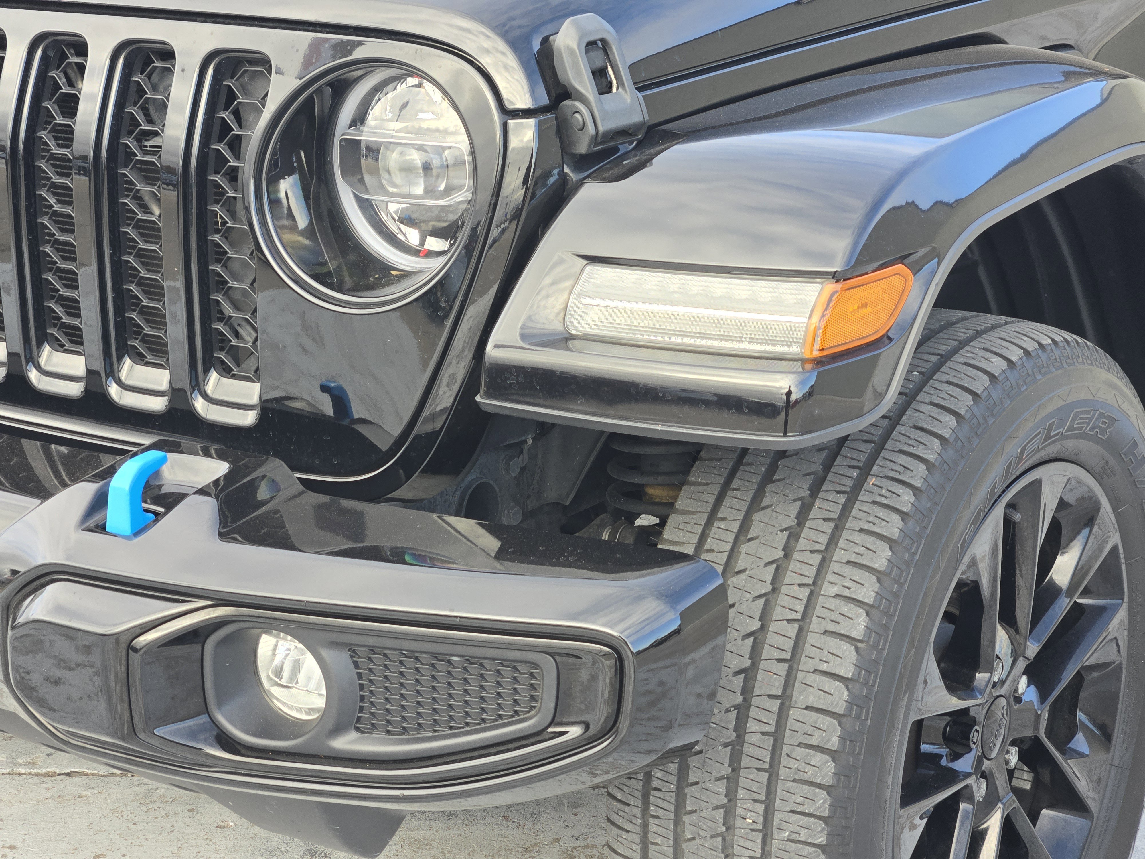 Used 2021 Jeep Wrangler Unlimited Sahara image 11