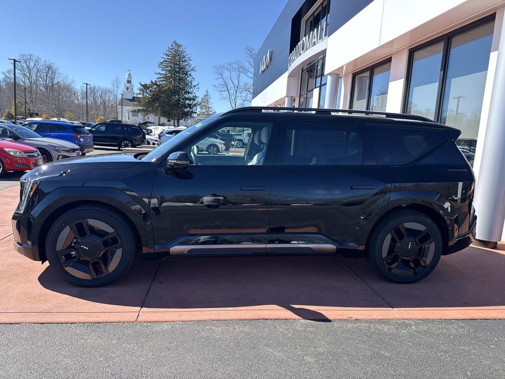New 2026 Kia EV9 GT-Line image 2