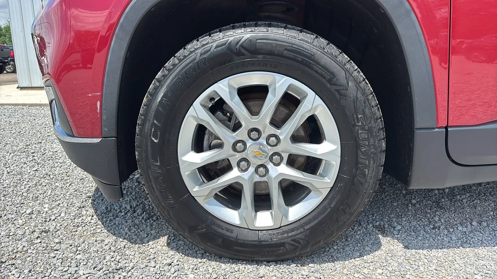 Used 2019 Chevrolet Traverse LT FWD image 12