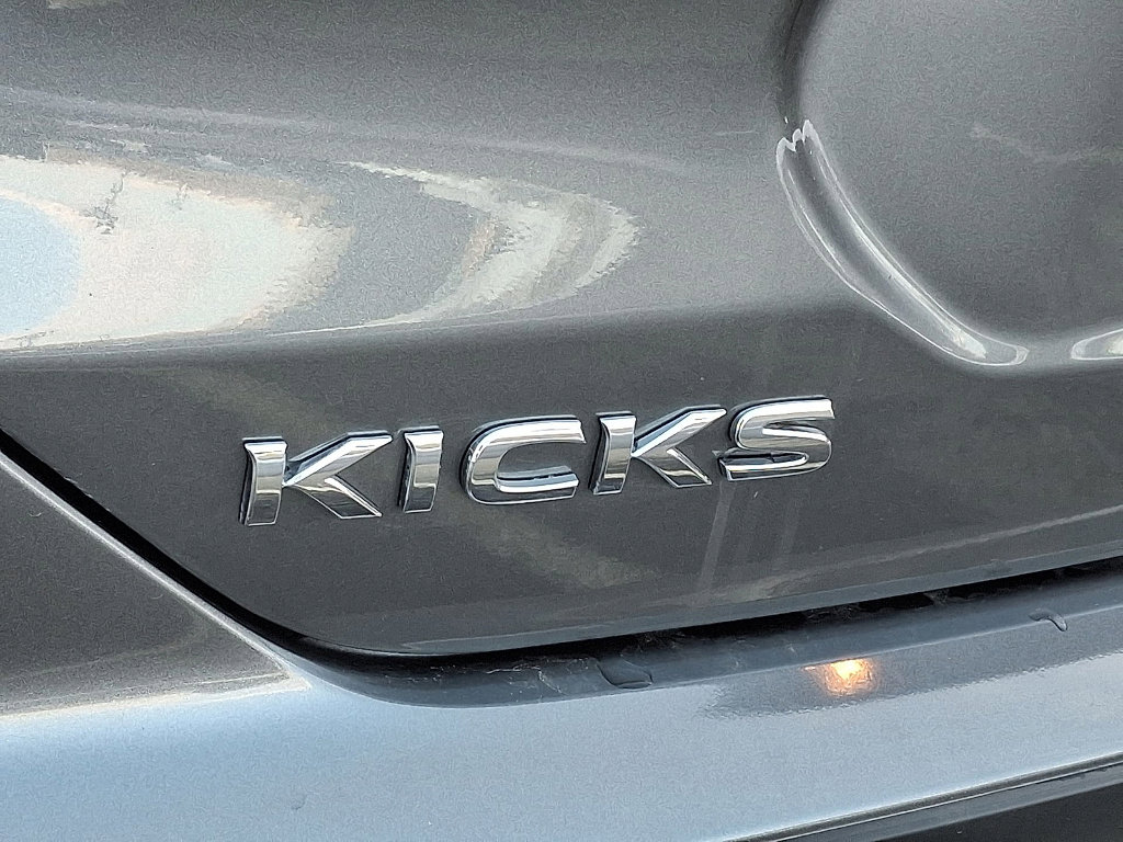 Used 2025 Nissan Kicks Play S image 19