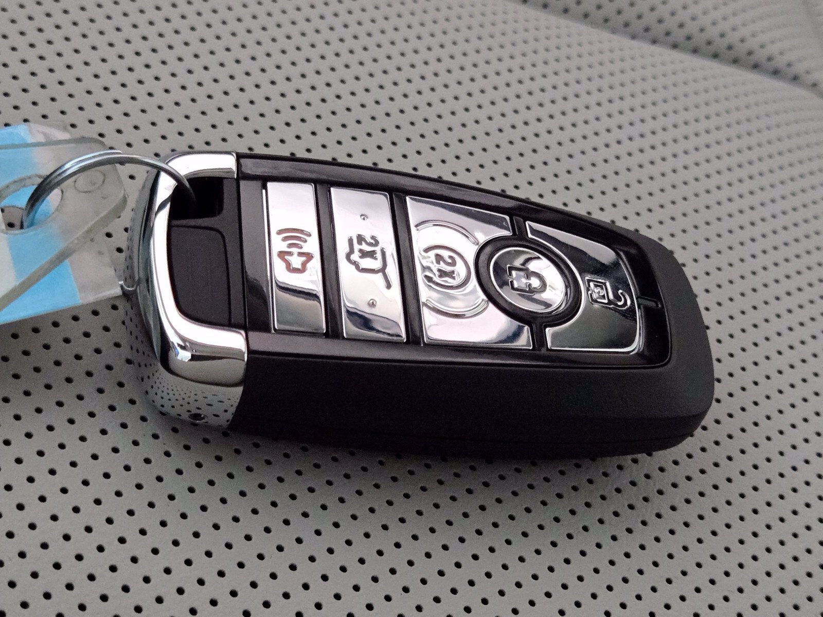 New 2026 Lincoln Aviator AWD w/ Jet Appearance Package image 31