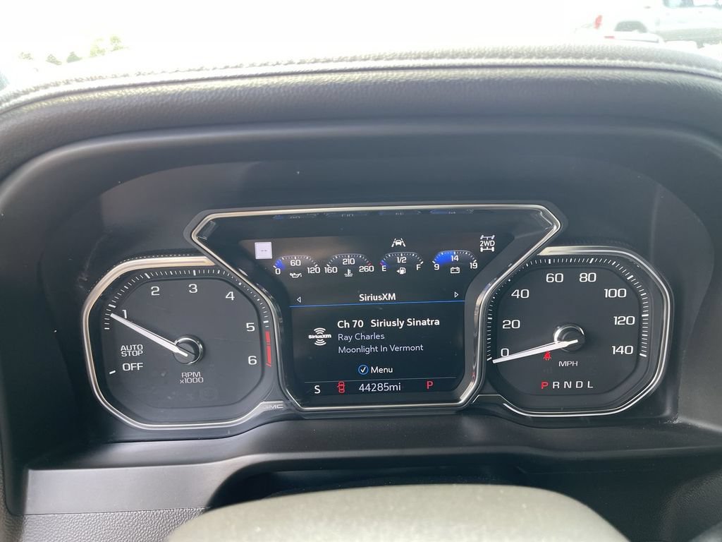 Used 2021 GMC Sierra 1500 Denali w/ Driver Alert Package II AWD/4WD image 15