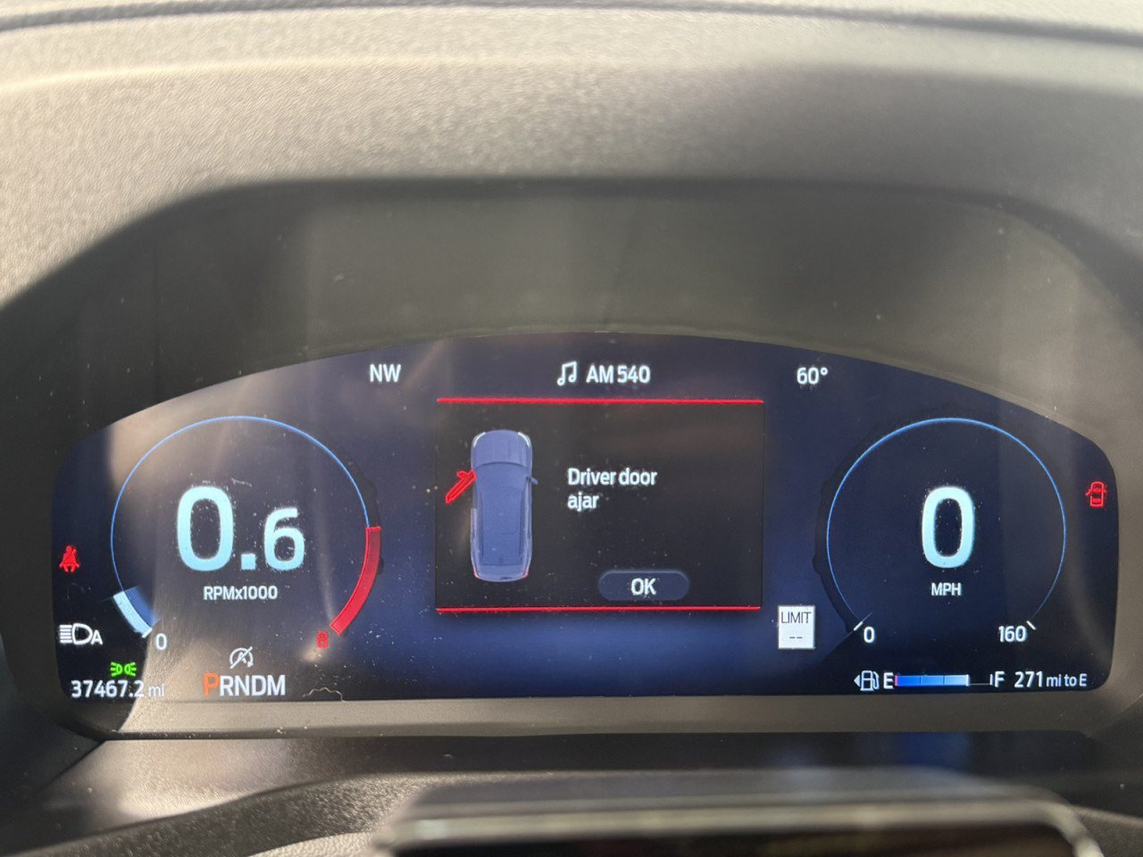 Used 2025 Ford Explorer ST RWD image 19