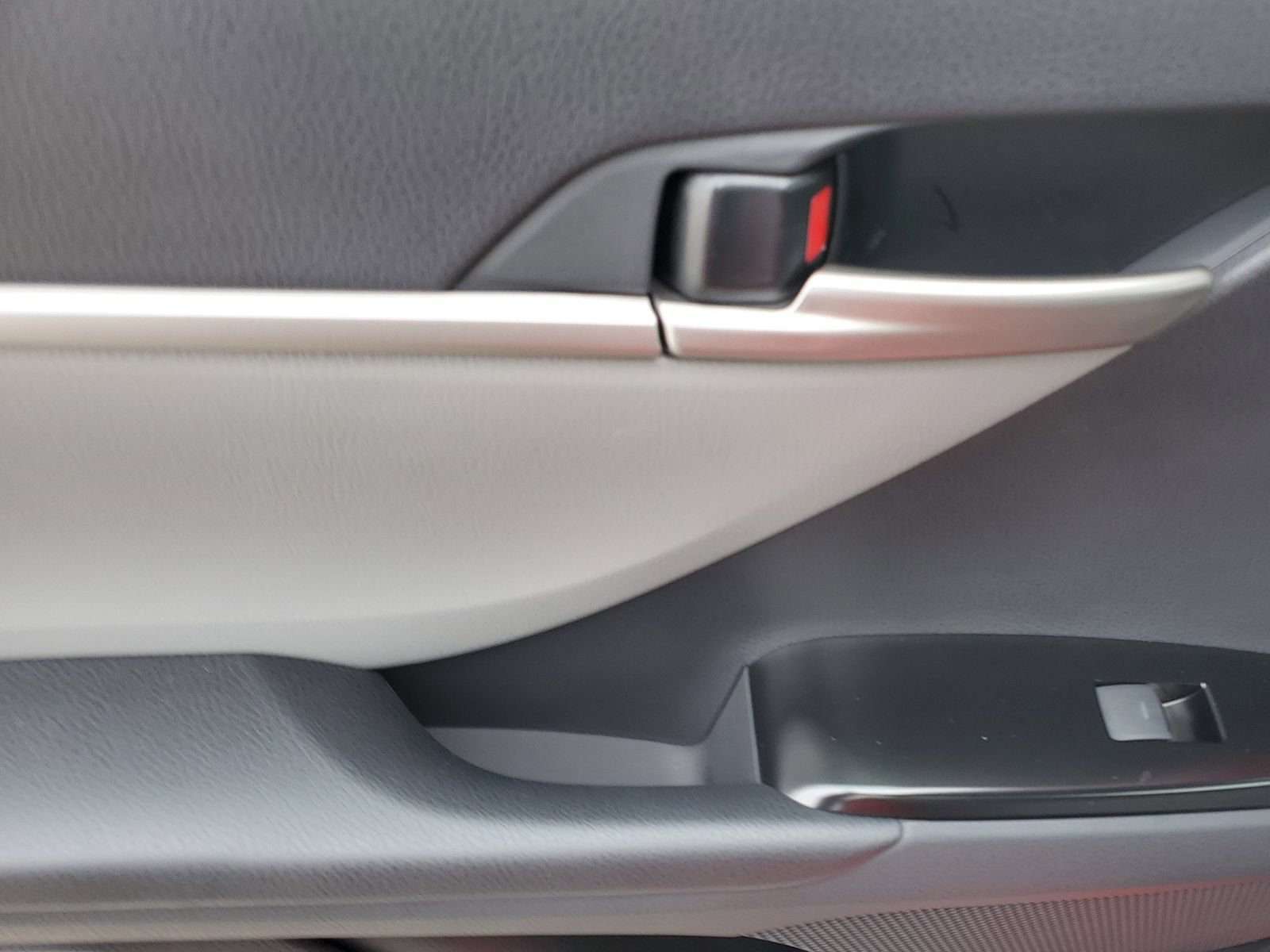 New 2026 Toyota Camry SE FWD image 16