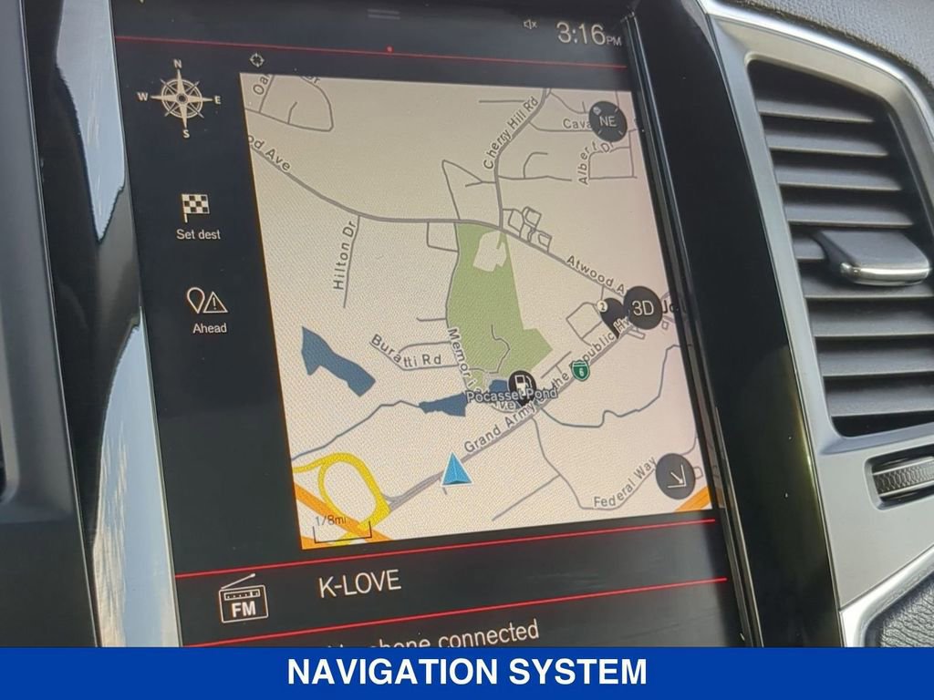 Used 2018 Volvo XC90 T5 Momentum w/ Convenience Package image 14