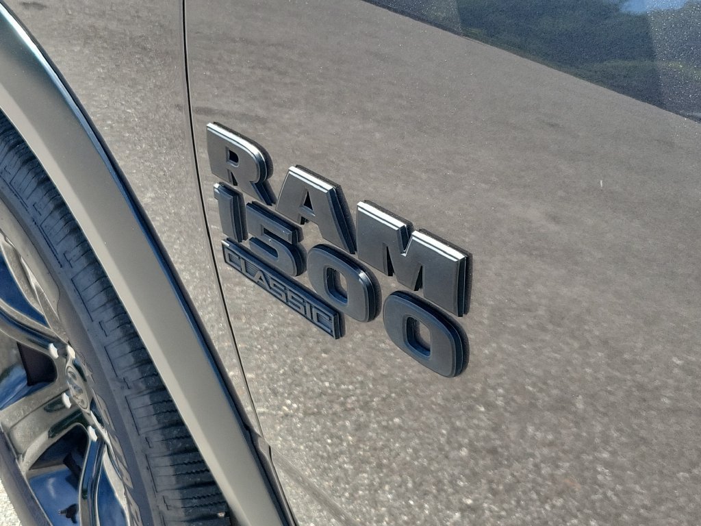 Used 2024 RAM 1500 Warlock RWD image 6
