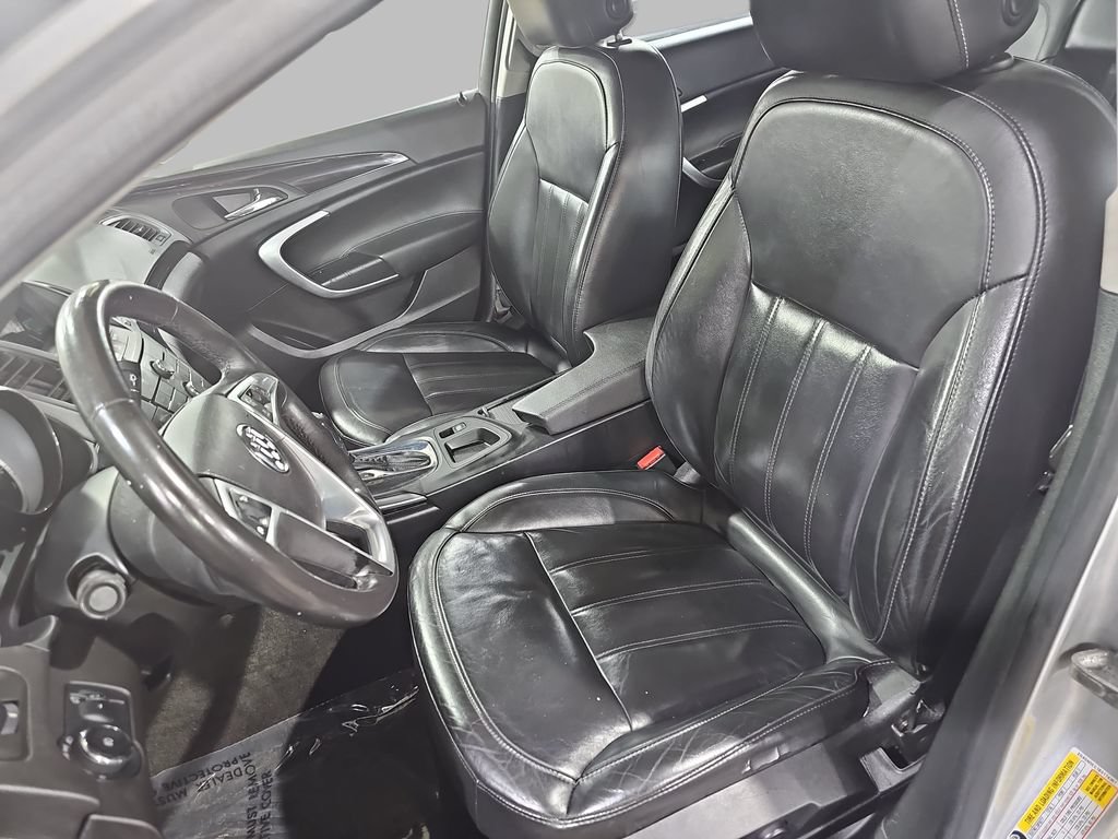 Used 2011 Buick Regal CXL FWD image 18