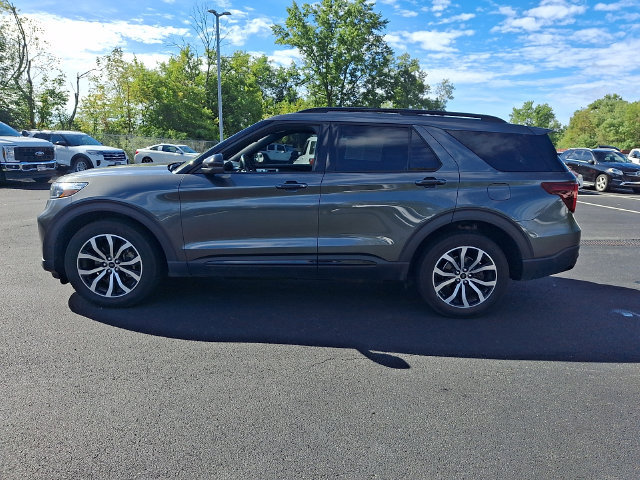 Certified 2020 Ford Explorer ST w/ Premium Technology Package AWD/4WD image 7